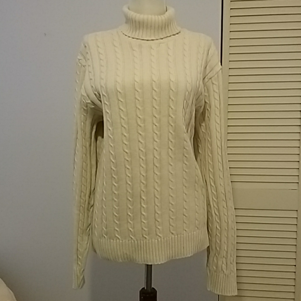 Cable knit sweater
